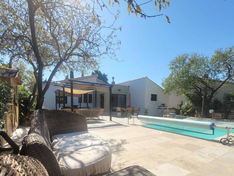 Villa with patio & private pool — photo 5