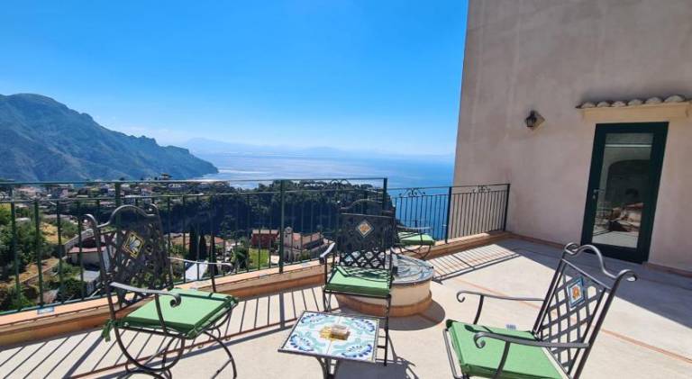 Apartment with yard & terrace | Suitable for remote work — photo 3