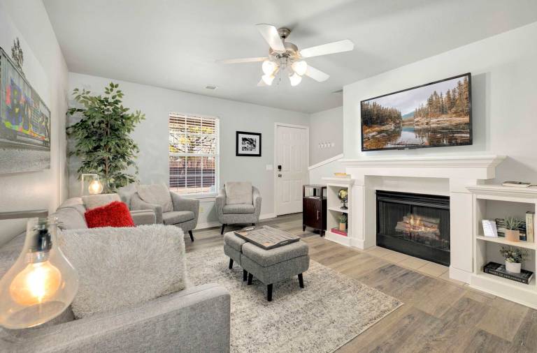 Child-friendly charming vacation home | Pets allowed in Fayetteville, AR