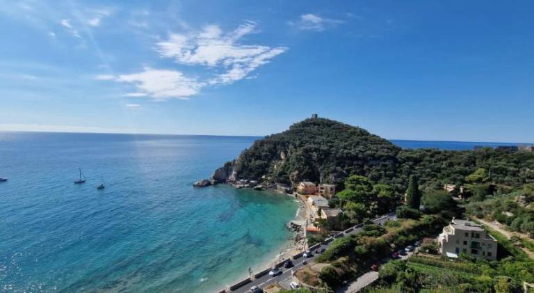 Holiday apartment with 2 rooms for 6 persons — photo 4