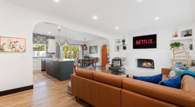 Vacation home with pool | Good for workation | Pets allowed — photo 4