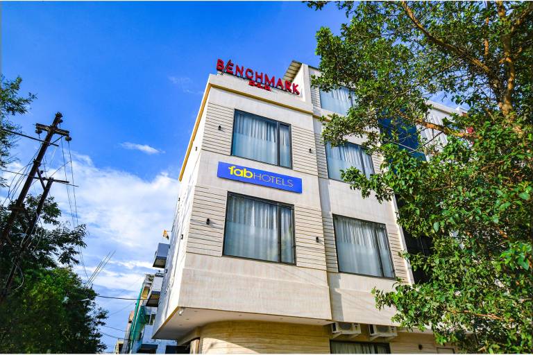 FabHotel Benchmark