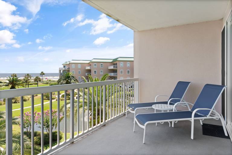 St. Simons Grand 214 - 1400 Ocean Blvd — photo 4