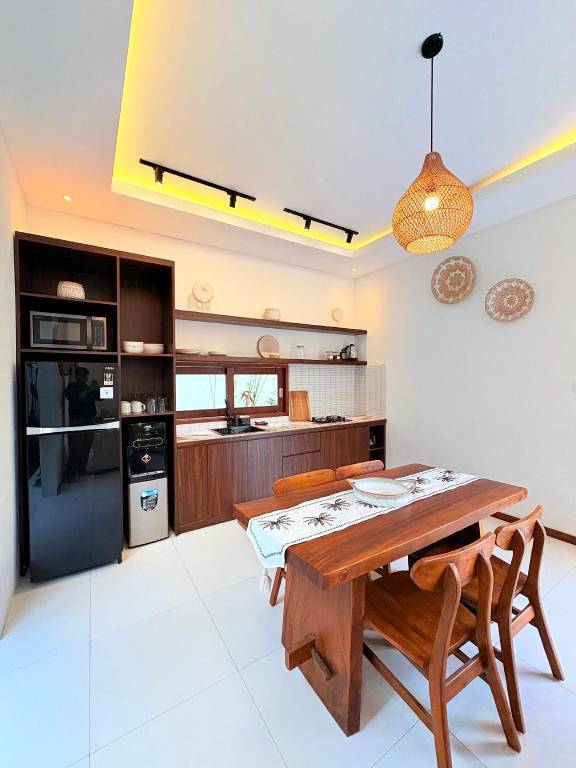 Spacious vacation home with pool | Perfect for remote work | Pets allowed — photo 2