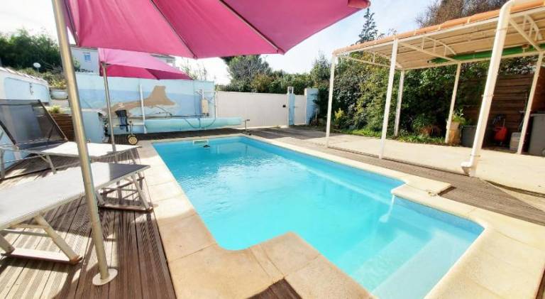 Vacation home with pool in La Seyne-sur-Mer
