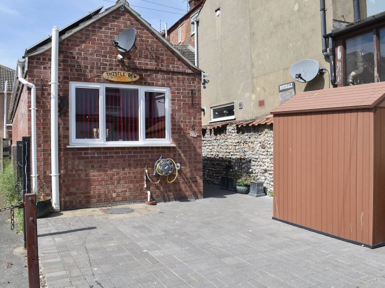 Cottage | River view in Great Yarmouth