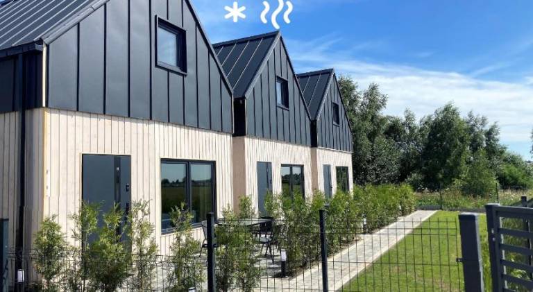 Vacation home with barbecue, yard & patio in Koszalin
