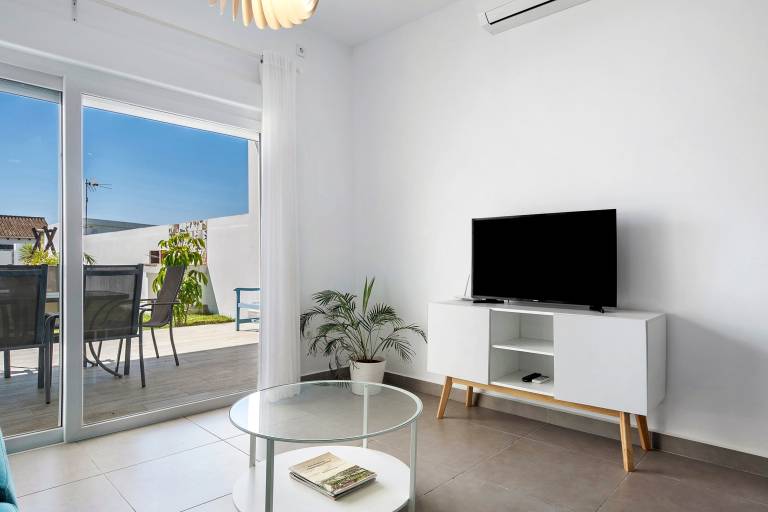 Family-oriented charming vacation home with terrace, garden & private pool | Garden view | Suitable for remote work | Dogs allowed — photo 4