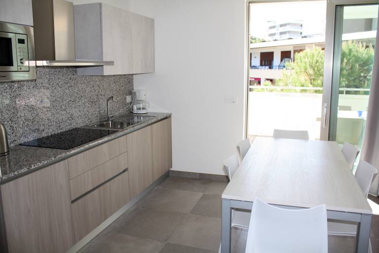 Apartment with terrace | City view — photo 2