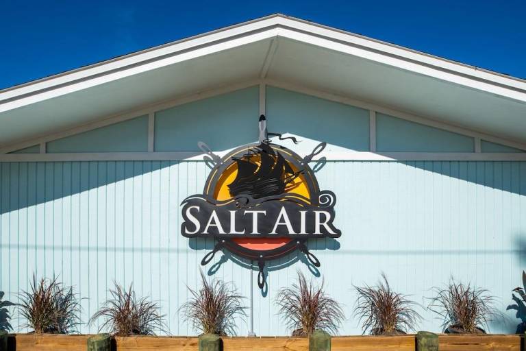 Salt Air Inn & Suites — photo 5