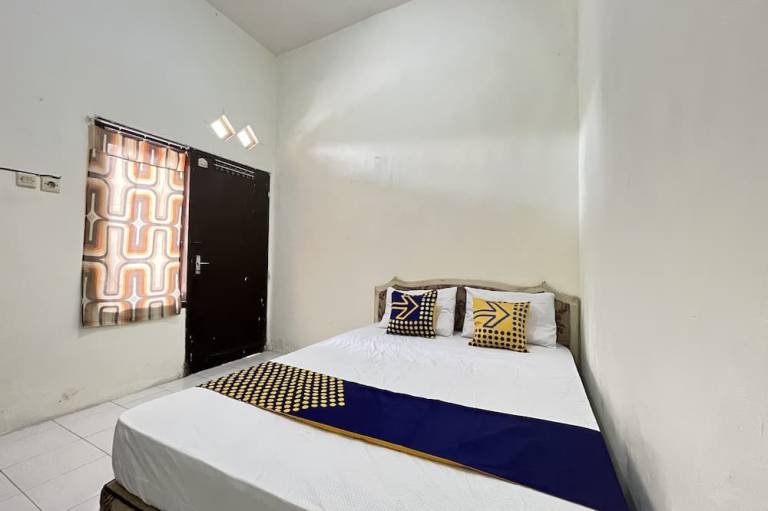 OYO Life 93398 Sudimoro Guest House Syariah