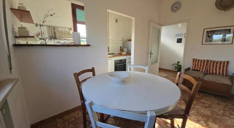 Rental apartment with 3 rooms for 5 persons — photo 4