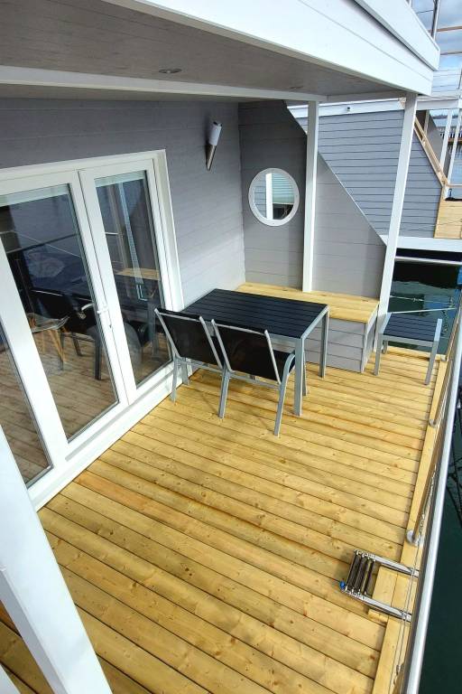 Holiday apartment with patio & barbecue | Close to the beach | Pets allowed — photo 3