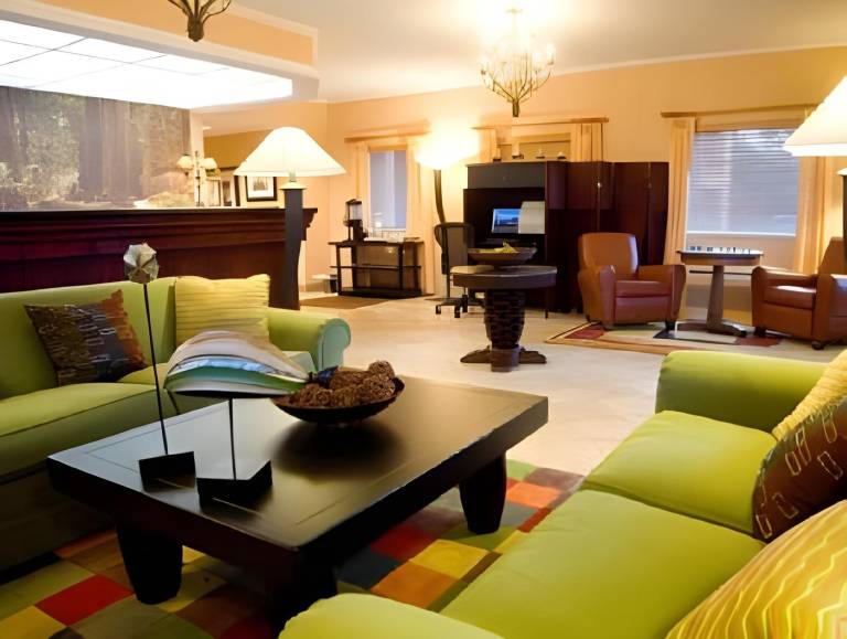 Phoenix Inn Suites Salem — photo 3
