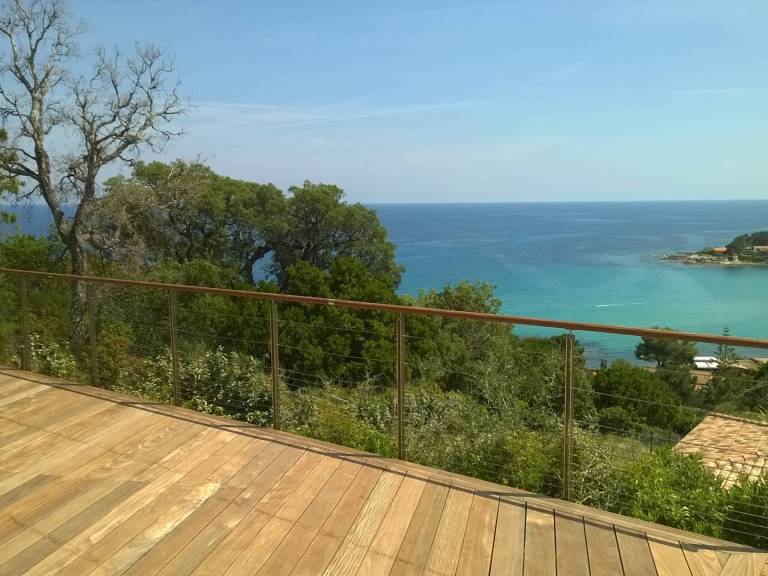Villa with private pool — photo 4
