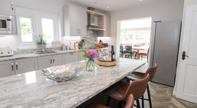 House with 5 rooms for 10 persons — photo 4