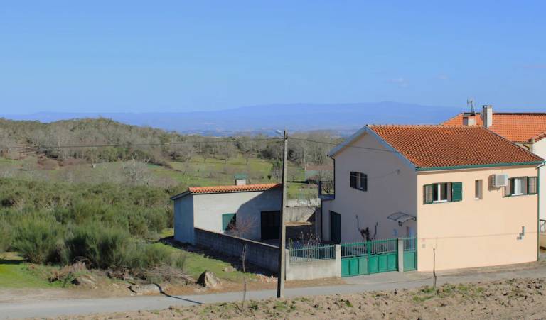 Casa  Valpaços