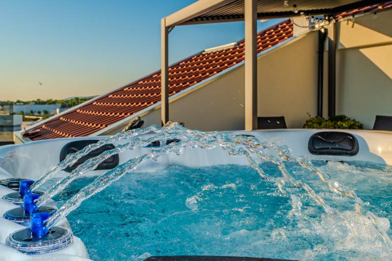 Children-friendly rental apartment with terrace & hot tub | Sea view | Pets are welcome — photo 3