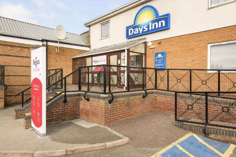 Days Inn by Wyndham Watford Gap in Northampton