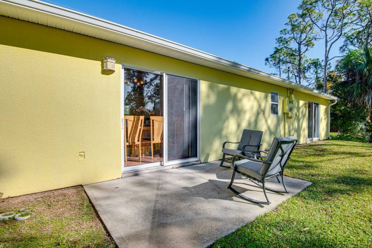 Peaceful Palm Bay Retreat w/ Spacious Yard! — photo 4