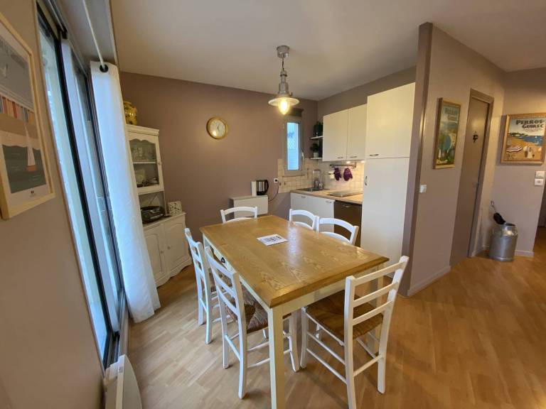 Rental apartment with 2 rooms for 4 persons — photo 4