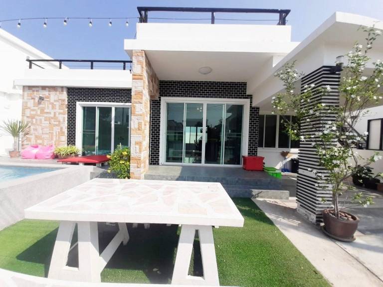 House with barbeque & pool | Good for workation — photo 4