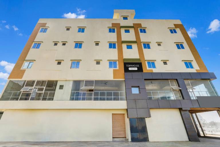 Super Townhouse Hennur Prakruthi Layout Bangalore
