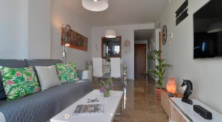 Apartment with pool — photo 2