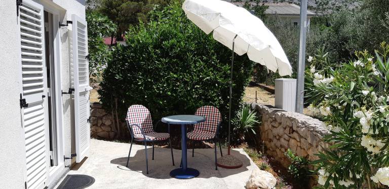 One bedroom apartment with terrace Starigrad, Paklenica (A-6627-e) — photo 2