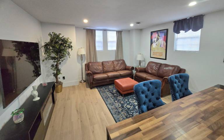 Apartment with 2 rooms for 6 persons in Detroit, MI