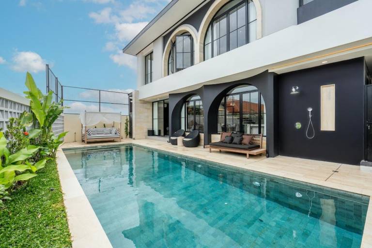 Vacation home with terrace | Dogs allowed in Canggu