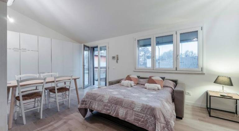 Apartment with pool | Pets are welcome in Pozzolengo