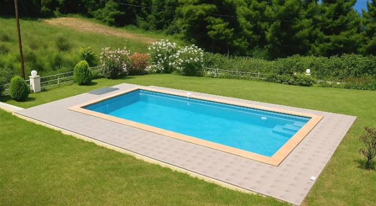 Vacation home with terrace, private pool & yard — photo 4