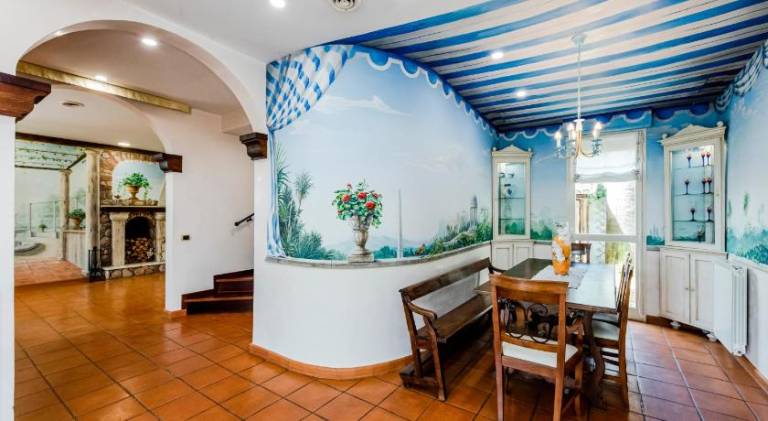 Big villa with hot tub | Pet-friendly — photo 4