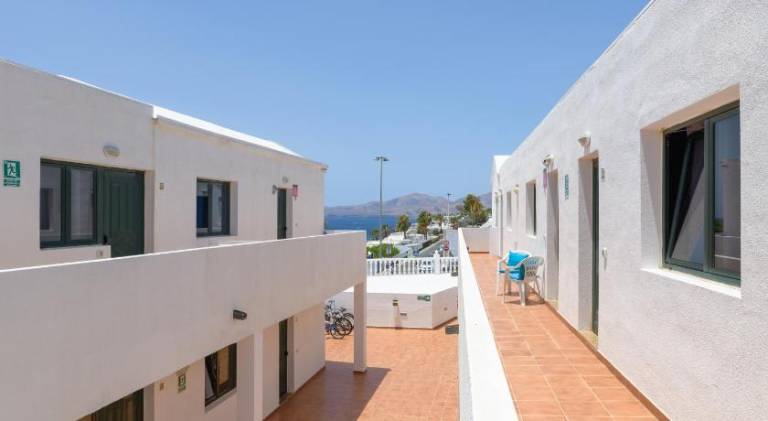 Holiday apartment with terrace — photo 4