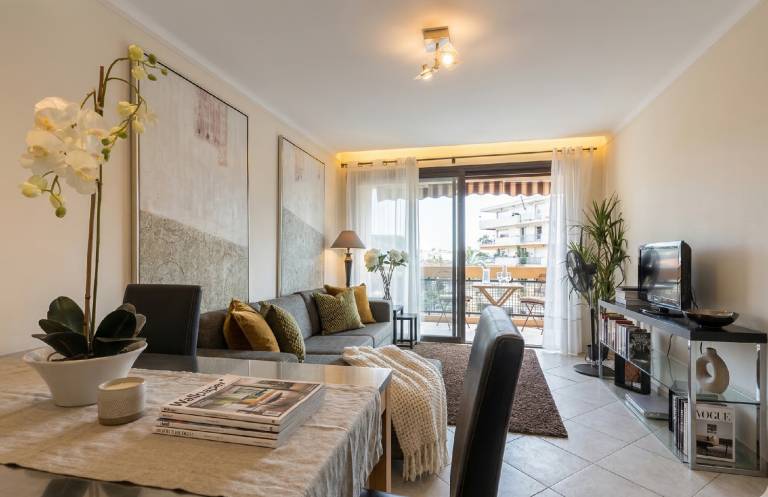 Apartment with 3 rooms for 5 persons — photo 3