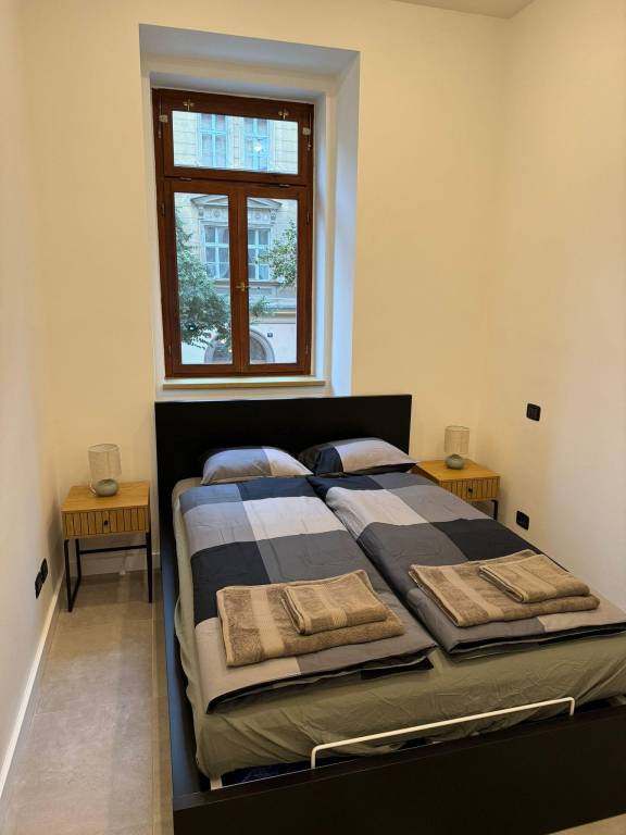 1 Bed Flat - Sleeps 2 - Pets - Smoking on terrace — photo 5