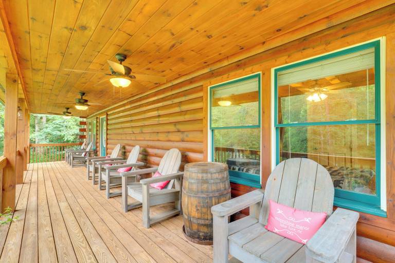 Lake Lure Cabin Rentals from $97 | HomeToGo