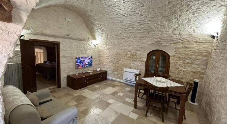 House with 2 rooms for 5 persons — photo 2