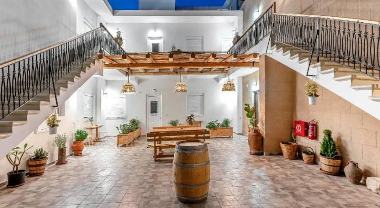 Holiday apartment with terrace in Rhodes