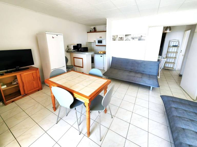 Apartment with pool | Next to the beach | Pets allowed — photo 2