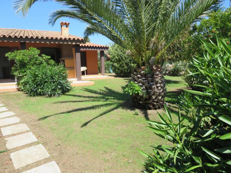 Holiday apartment with garden & barbecue | Close to the beach | Pet-friendly — photo 2