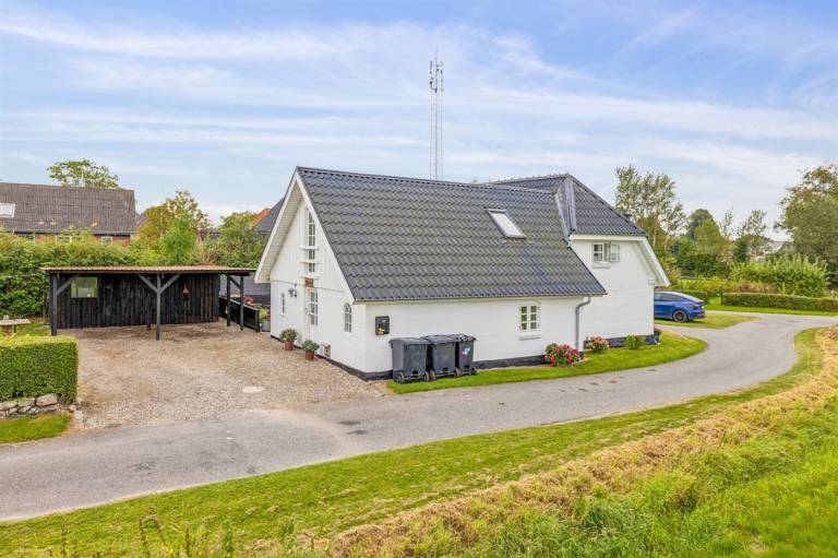 Family-friendly house with garden, barbecue & terrace | Dogs allowed — photo 3