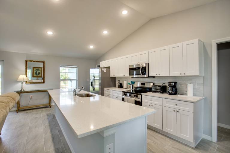 Snowbird Haven w/ Pet-Friendly Yard in Cape Coral! — photo 4