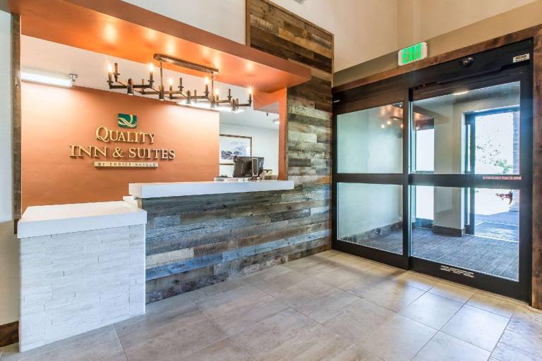 Quality Inn & Suites Steamboat Springs — photo 5