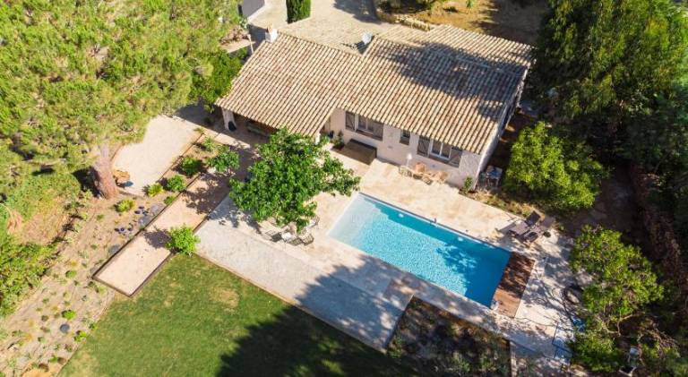 Lovely villa with jacuzzi, patio & sauna | Pet-friendly in Cavalaire-sur-Mer