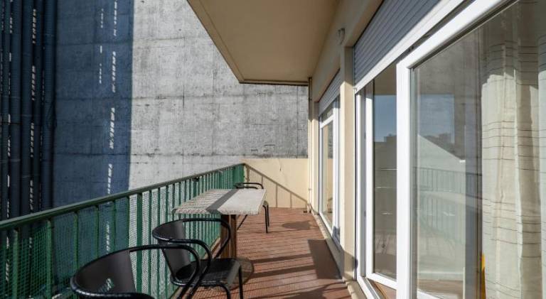 Rental apartment with patio | Close to Porto Cathedral | Good for workation | Dogs allowed — photo 4