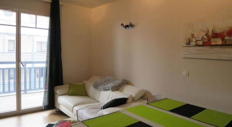 Rental apartment with pool — photo 2