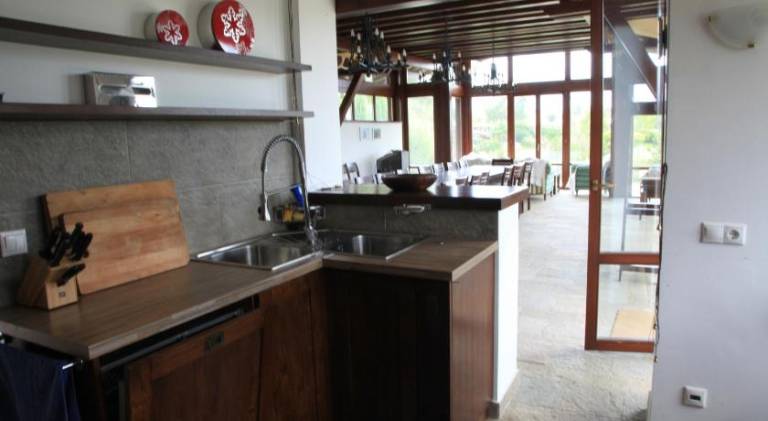 Villa with jacuzzi — photo 5