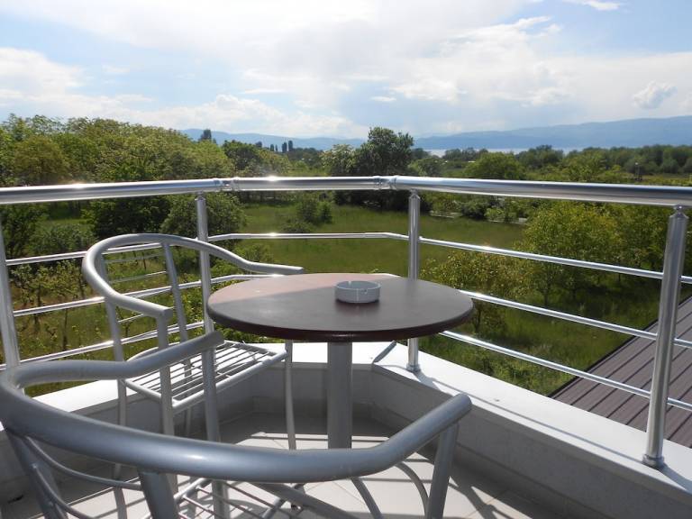 Villa Racha